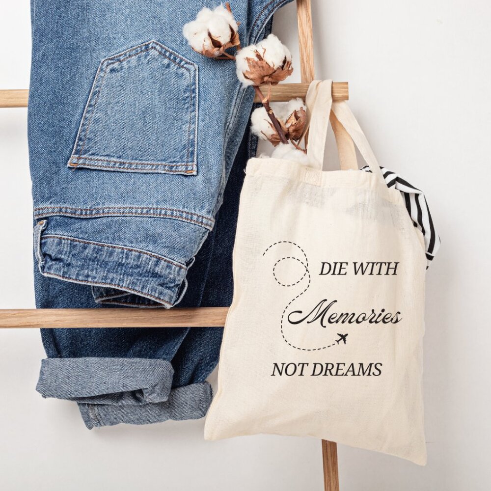 Tote bag with Die with memory logo